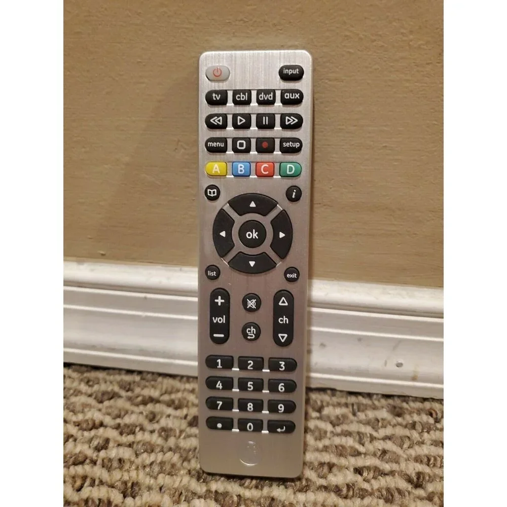 GE Universal Remote Control Model 11695 w/Instructions